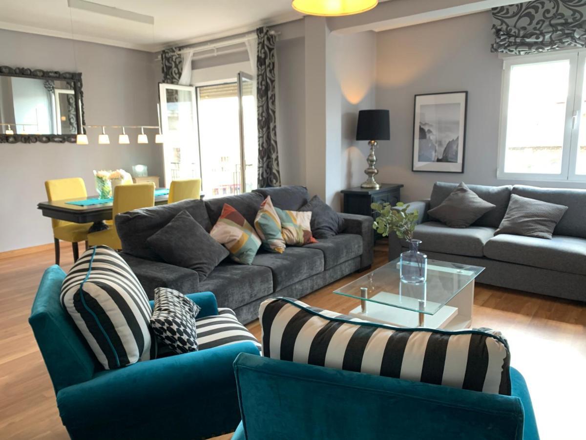 Sg Apartamentos La Casa De La Catedral Vut47-240 Вальядолид Экстерьер фото