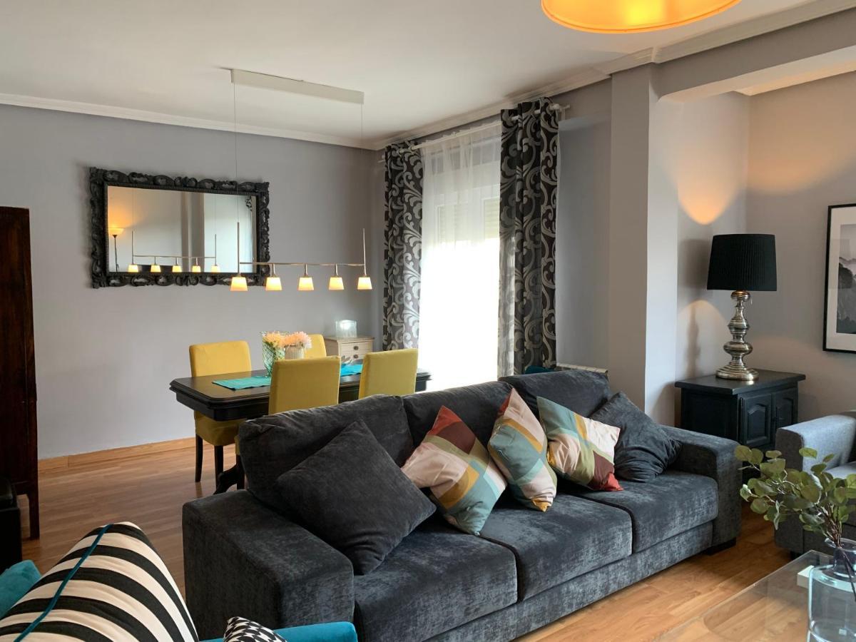 Sg Apartamentos La Casa De La Catedral Vut47-240 Вальядолид Экстерьер фото